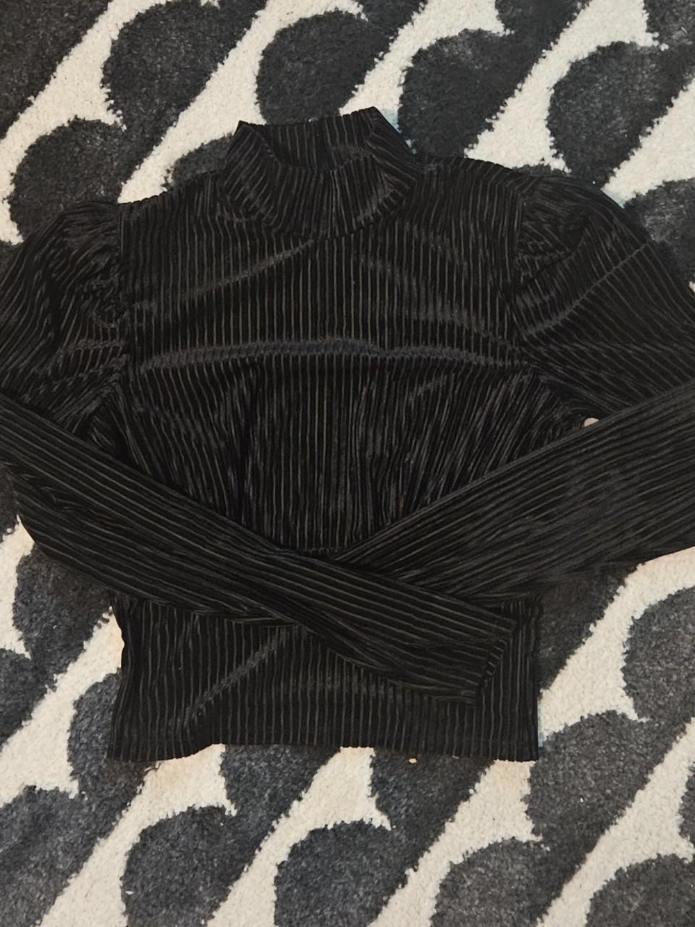 Forever 21 Velvet Ribbed Mock Neck Top
